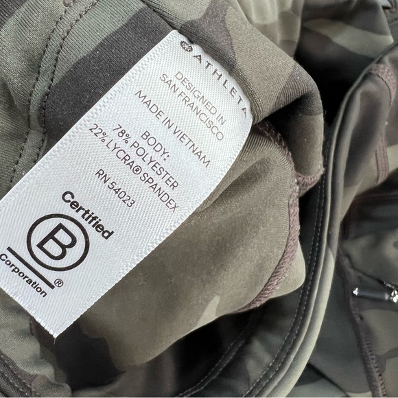 Athleta Leggings Women Small Camo Contender Tight Green Athletic Pockets P - Picture 7 of 8